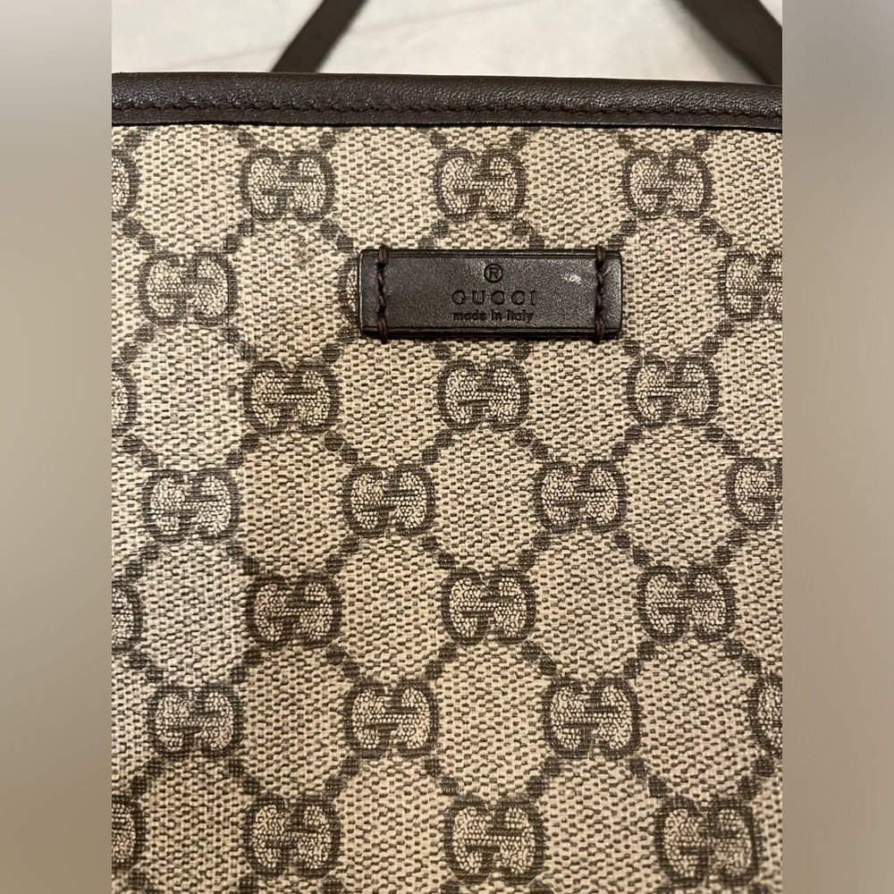 Gucci Coated Canvas Crossbody Handbag